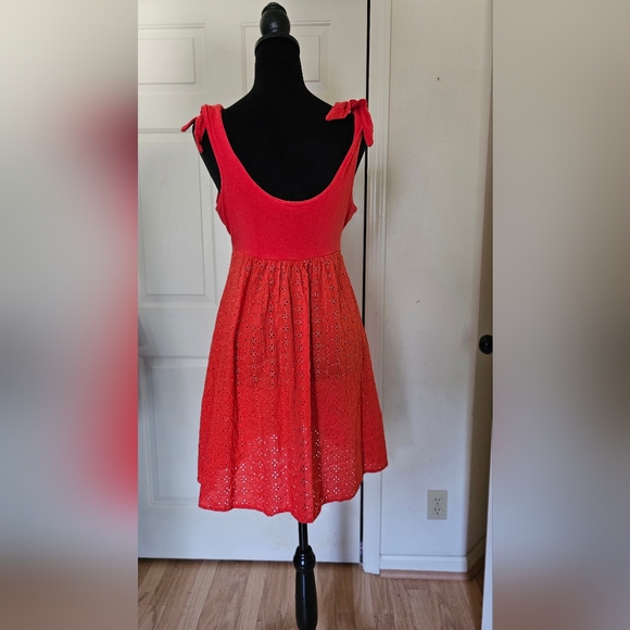 Baby dolls dress - Picture 2 of 3